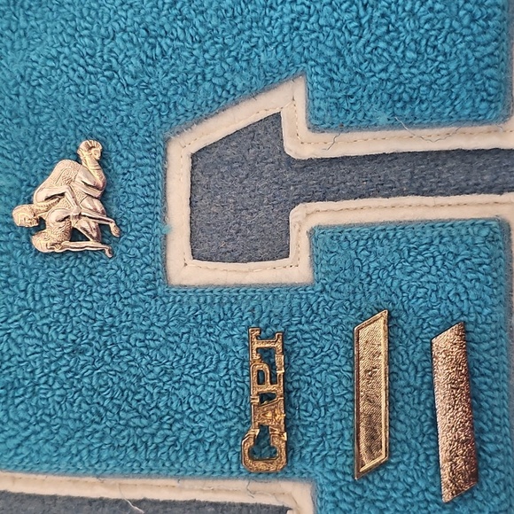 Vintage Butwin Wool Varsity High School Jacket Light Blue & White + Pins Dan - Picture 3 of 14